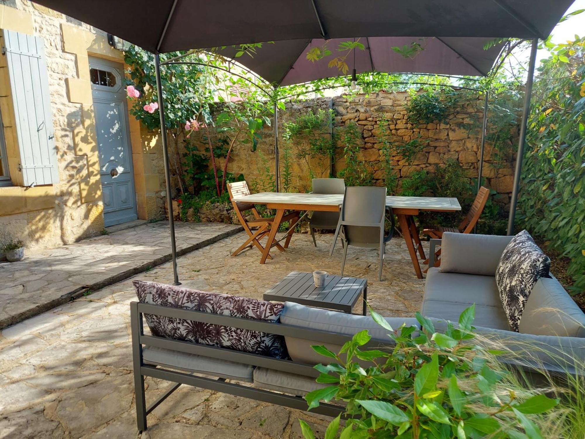 Rue Du Chateau Lalinde Dış mekan fotoğraf