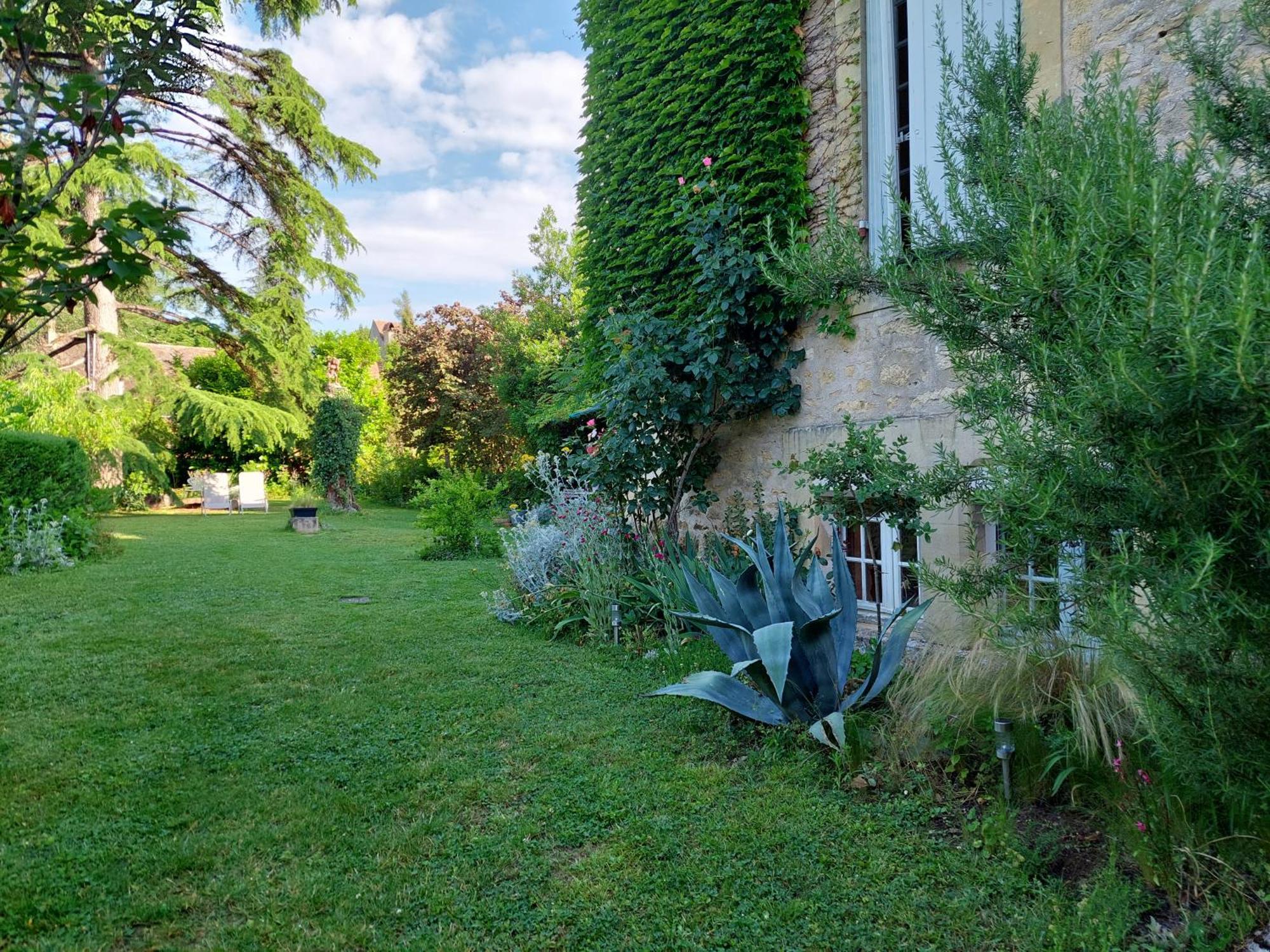 Rue Du Chateau Lalinde Dış mekan fotoğraf